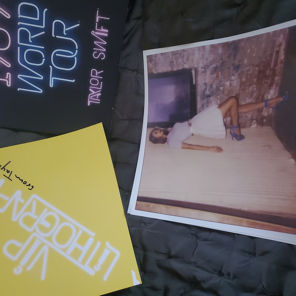 ***RARE*** The 1989 World Tour Taylor Swift Lithographs